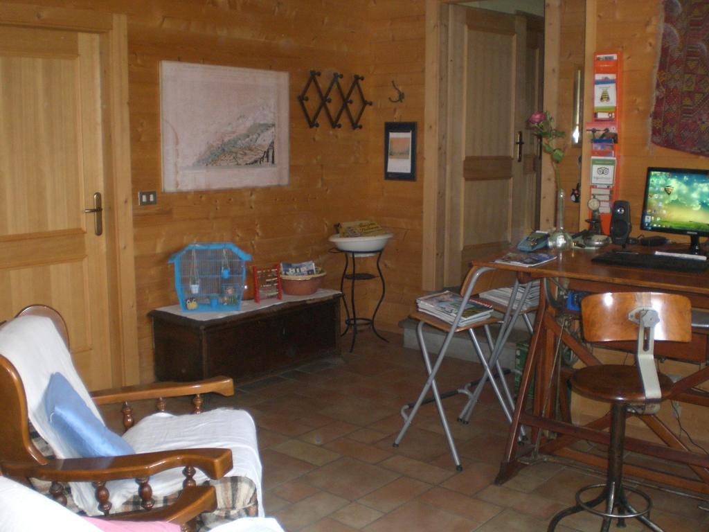 Pera Rionda Bed and Breakfast Caprie Eksteriør billede